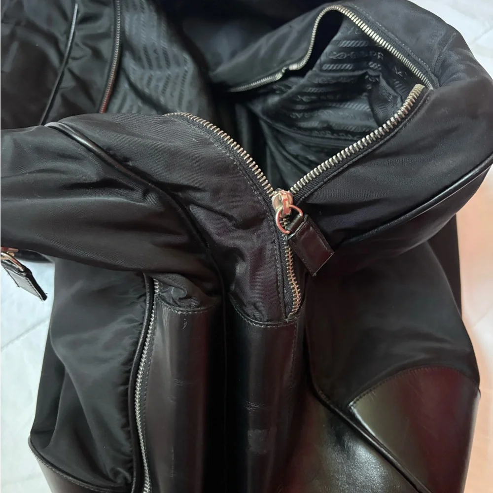 Black Men's Travel Bag